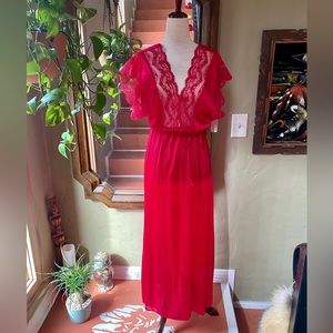 VTG Deadstock (NWT) Texsheen Nightgown Candy Apple 🍎 Red Lace | Gorgeous!